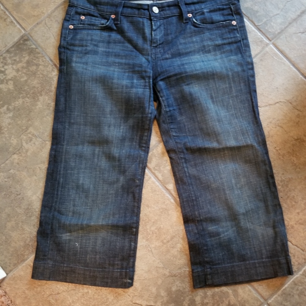 7s dark denim capris